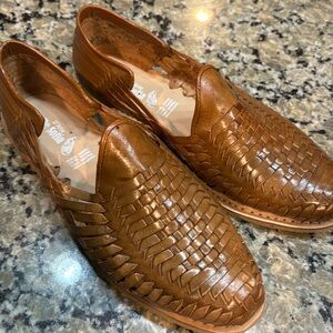 Men’s huarache sandal